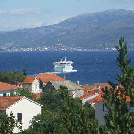Apartments Marina Supetar Εξωτερικό φωτογραφία
