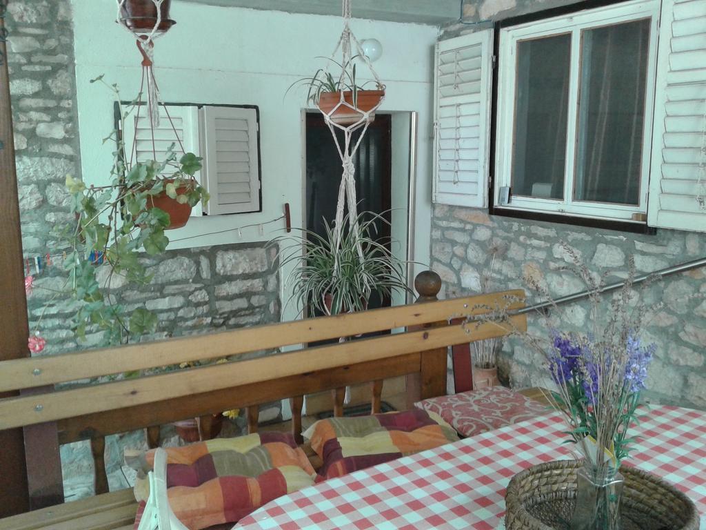 Apartments Marina Supetar Εξωτερικό φωτογραφία