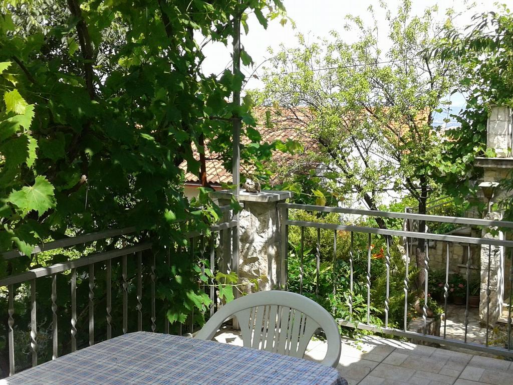 Apartments Marina Supetar Εξωτερικό φωτογραφία